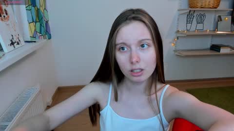 Snapshot of bam_bi chatting on October 2025 01:53:01 PM Kira online show from October 2025 01:53:01 PM