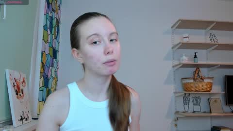 Snapshot of bam_bi chatting on October 2025 09:39:02 PM Kira online show from October 2025 09:39:02 PM