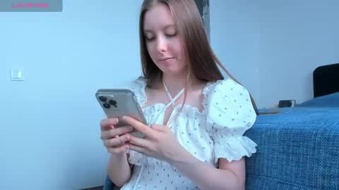 Kira online show from May 2026 01:17:02 PM