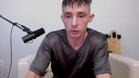 bananacurvesleft online show from June 2026 12:24:02 AM