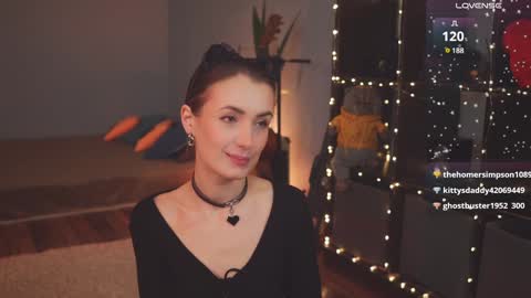 Snapshot of bananya_kitty chatting on February 2025 09:03:01 AM Ellen and online show from February 2025 09:03:01 AM