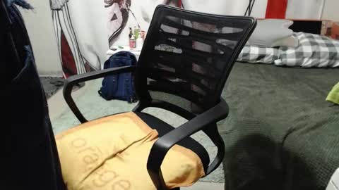 Snapshot of banderkin1980 chatting on December 2025 06:49:02 PM Kengoo4girls online show from December 2025 06:49:02 PM