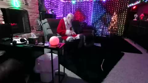 Snapshot of banjoey48 chatting on December 2025 02:10:02 AM BANJOEY online show from December 2025 02:10:02 AM