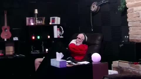 Snapshot of banjoey48 chatting on December 2025 06:52:01 AM BANJOEY online show from December 2025 06:52:01 AM