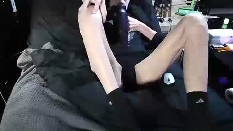 Snapshot of banjoey48 chatting on February 2026 05:01:01 AM BANJOEY online show from February 2026 05:01:01 AM