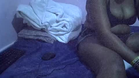 Snapshot of bantubaby chatting on November 2025 07:13:01 PM bantubaby online show from November 2025 07:13:01 PM