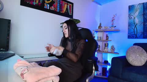 Gabi  online show from January 2025 06:35:01 PM