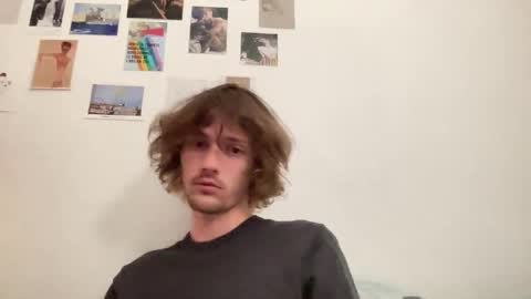 Snapshot of baptisteriviere chatting on December 2024 08:16:01 PM baptisteriviere online show from December 2024 08:16:01 PM