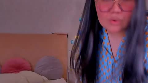 Barbie Kim online show from December 2024 06:31:02 AM