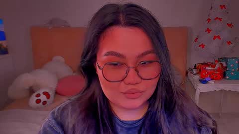 Barbie Kim online show from February 2025 04:44:01 PM