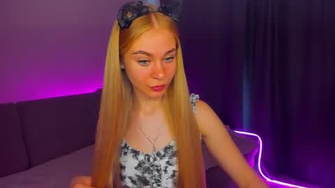 Snapshot of barbarachic chatting on July 2026 11:16:02 AM BarbaraChic online show from July 2026 11:16:02 AM