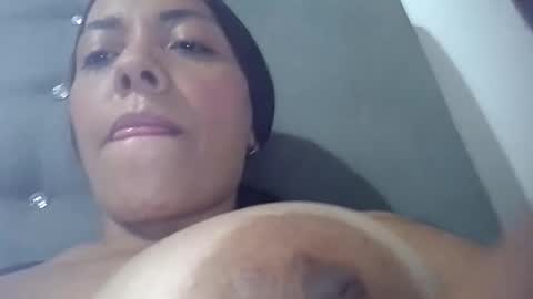 Snapshot of barbi_boobs chatting on March 2026 11:30:02 PM barbi_boobs online show from March 2026 11:30:02 PM