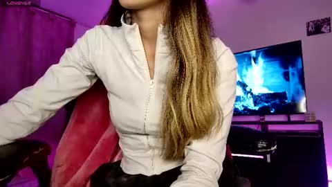 Snapshot of barbie20_ chatting on July 2026 02:07:02 AM sexy Barbie online show from July 2026 02:07:02 AM