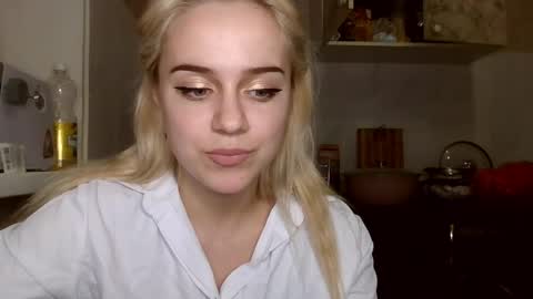 barbie___girl online show from March 2026 06:45:02 PM