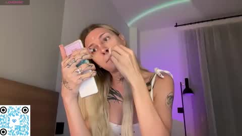 My name is Molly. Please say hello I like talking to you. If you have any wishes or obscene desires please use the tip menu online show from November 2025 06:40:02 PM