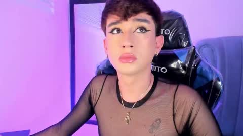 Snapshot of barbie_boy_ chatting on March 2026 01:50:02 PM I work from home this is my room 3 online show from March 2026 01:50:02 PM