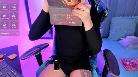 Snapshot of barbie_boy_ chatting on March 2026 07:46:02 AM I work from home this is my room 3 online show from March 2026 07:46:02 AM