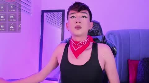 Snapshot of barbie_boy_ chatting on April 2026 08:51:01 AM I work from home this is my room 3 online show from April 2026 08:51:01 AM