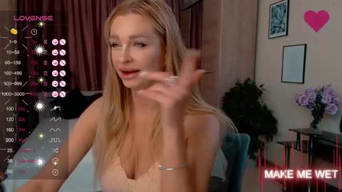 Snapshot of barbie_kiss1 chatting on February 2025 01:11:02 AM barbie online show from February 2025 01:11:02 AM