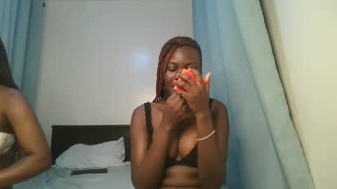 queen online show from November 2025 06:45:02 PM