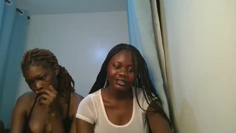 queen online show from March 2026 10:26:01 PM