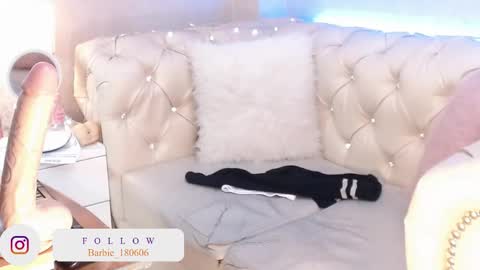 Snapshot of barbiefox_ chatting on September 2025 04:18:01 PM barbiefox_ online show from September 2025 04:18:01 PM