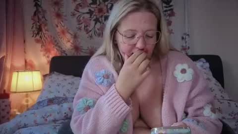 barbiegirl966 online show from July 2026 08:43:01 AM