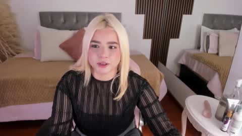 Snapshot of barbiehannab chatting on February 2026 07:10:01 PM barbiehannab online show from February 2026 07:10:01 PM