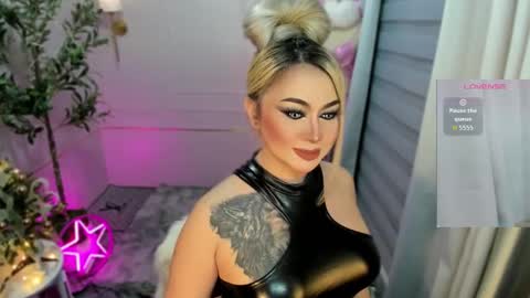 Miss Alexa Fields  online show from December 2025 08:04:02 PM