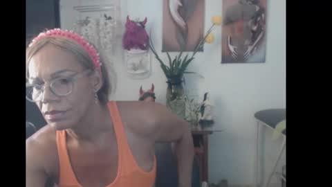 Snapshot of bardotbigcocktsx chatting on February 2025 07:53:01 PM bardotbigcocktsx online show from February 2025 07:53:01 PM