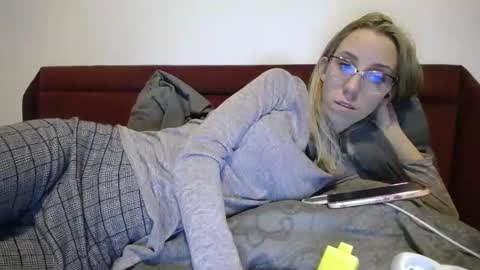 Lena online show from January 2025 07:11:01 PM