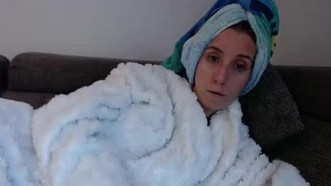 Lena online show from April 2026 05:15:02 PM