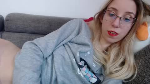 Lena online show from April 2026 04:26:01 PM