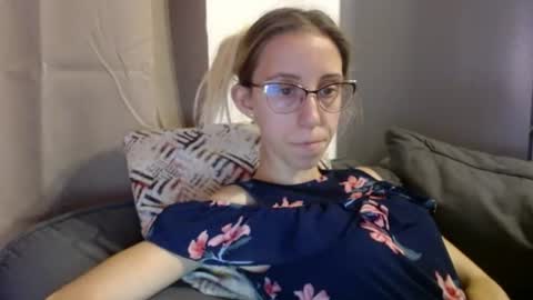 Lena online show from July 2026 04:35:02 PM