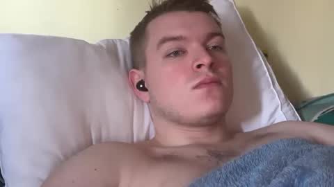 Snapshot of barelylegalhighschooler chatting on March 2025 05:54:01 PM 19Collegedude online show from March 2025 05:54:01 PM