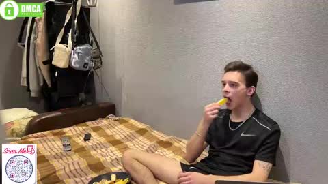 Snapshot of barney_kevin chatting on January 2025 09:22:01 PM Fansly Barney and Kevin T online show from January 2025 09:22:01 PM