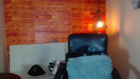 Snapshot of bastiaan_28 chatting on March 2025 03:08:02 AM Bastian online show from March 2025 03:08:02 AM