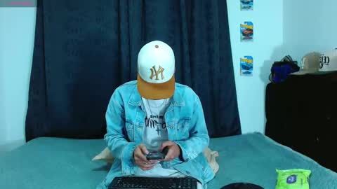 Snapshot of bastiaan_28 chatting on November 2025 03:39:02 AM Bastian online show from November 2025 03:39:02 AM