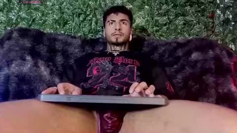 bastian66_ online show from July 2026 01:48:02 AM
