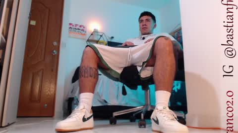 Bastian Independent Model online show from December 2024 04:34:02 AM