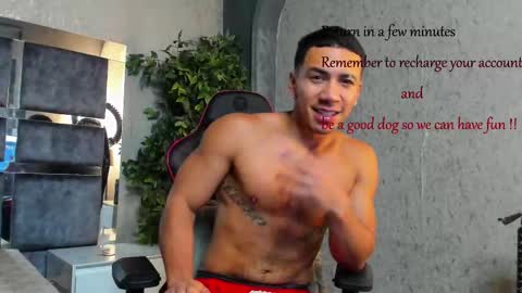 Bastian Independent Model online show from November 2025 11:10:01 PM