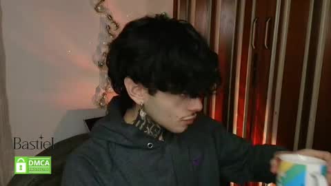 Snapshot of bastiel_ chatting on September 2025 12:54:02 AM Bastiel online show from September 2025 12:54:02 AM