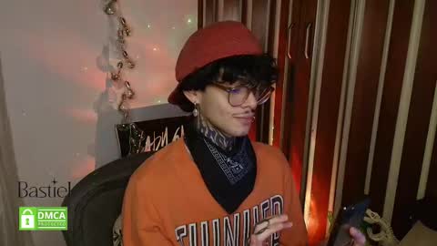 Snapshot of bastiel_ chatting on September 2025 03:50:02 AM Bastiel online show from September 2025 03:50:02 AM