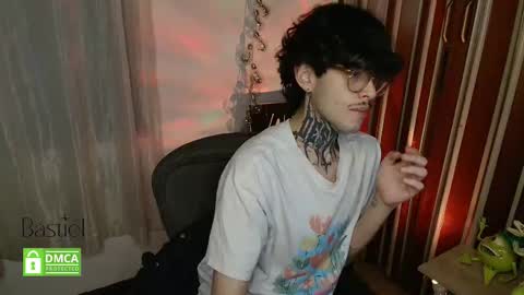 Snapshot of bastiel_ chatting on September 2025 02:13:02 AM Bastiel online show from September 2025 02:13:02 AM