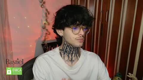 Snapshot of bastiel_ chatting on September 2025 01:20:01 AM Bastiel online show from September 2025 01:20:01 AM