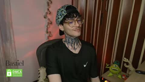 Snapshot of bastiel_ chatting on October 2025 10:54:02 PM Bastiel online show from October 2025 10:54:02 PM