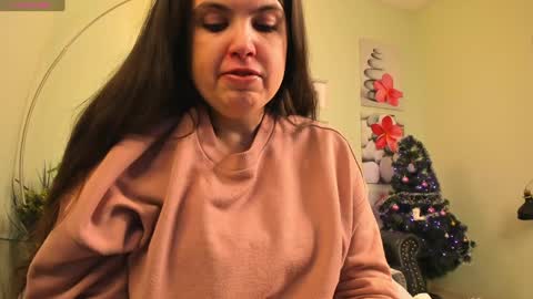 Snapshot of battymoll chatting on December 2024 03:44:01 PM battymoll online show from December 2024 03:44:01 PM