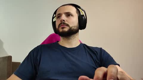 Snapshot of baxxline chatting on September 2025 10:37:02 PM Baxxline online show from September 2025 10:37:02 PM