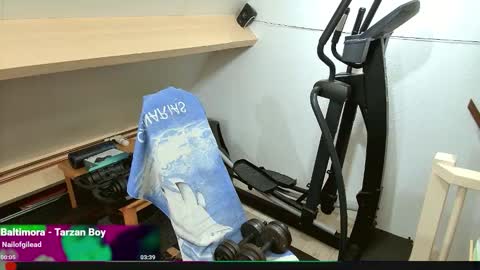 Snapshot of bazzz_8 chatting on September 2025 05:18:01 PM bazzz_8 online show from September 2025 05:18:01 PM