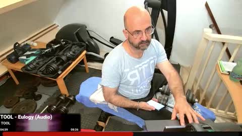 Snapshot of bazzz_8 chatting on October 2025 05:09:01 PM bazzz_8 online show from October 2025 05:09:01 PM